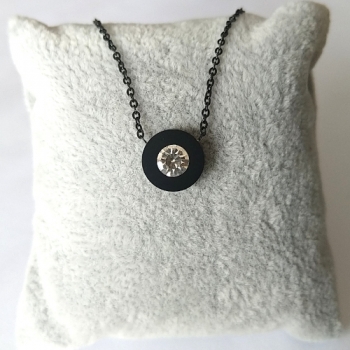 FKE 0014 - Kette aus Edelstahl mit Anhänger "Funkelndes Auge in Schwarz"