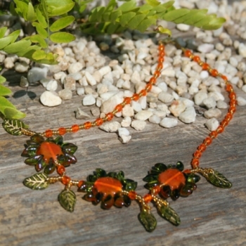 FT 0009 - Bastelset Kette Margherite Olivgrün/Orange