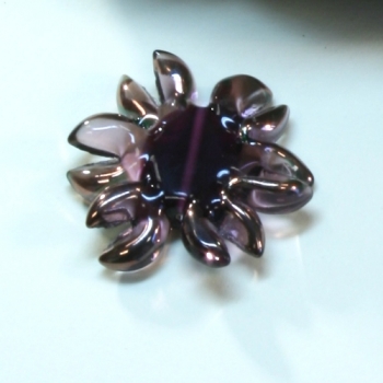 P 0007 - Blütenperle Margherite Violett