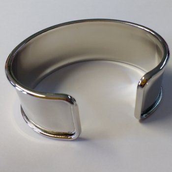 Z 0094 - Träger-Armreif für Element in Peyote-Technik - 24 x 66 mm