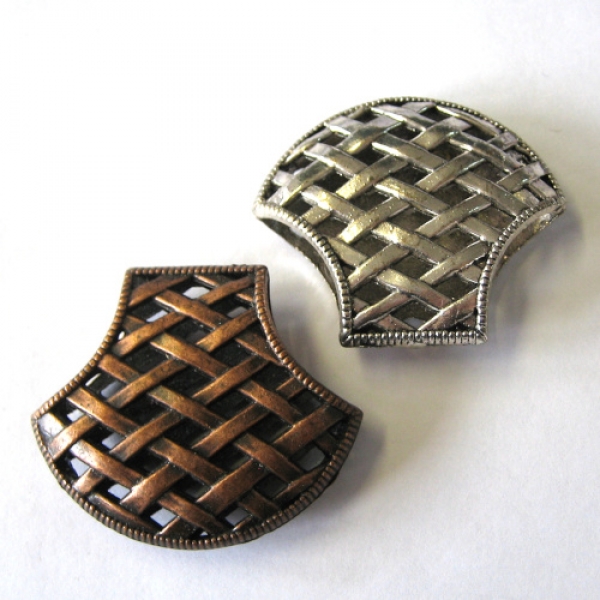 AH 0330 - Anhänger "Korbröhre" - alt-kupferfarben