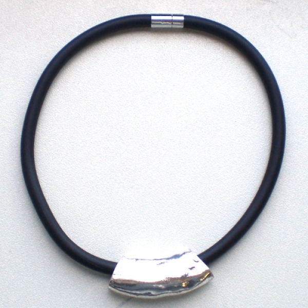 P 0471 - Metallröhre. silberglänzend