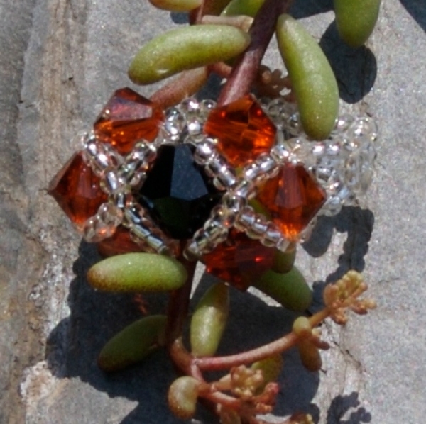 R 0031 - Ring in Indian Red