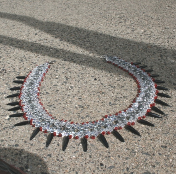 SQ 0010 - Bastelset Kette Pellets & Cubes in Kristall-Rot