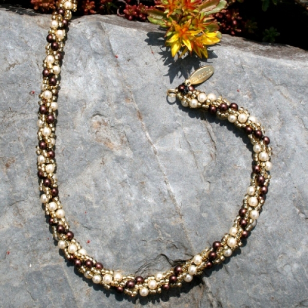 ST 0013 - Bastelset Kette in Creme